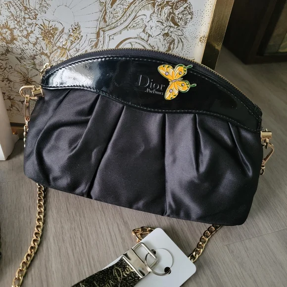 5pcs Dior Cosmetic Pouch, Ribbon And Framed Shopping Bag - Picture 13 of 15